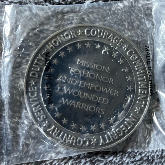 Wounded Warrior Project Challenge Medallion - Picture 2 of 2